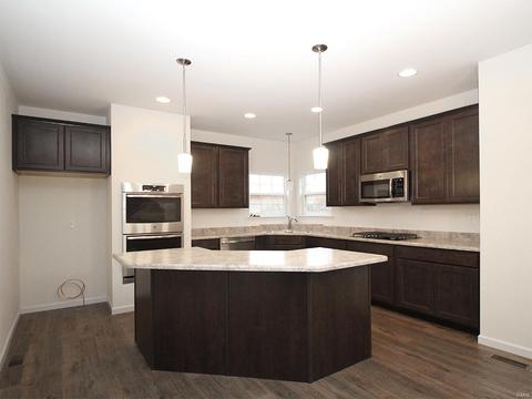 17514 Wyman Ridge Dr, Eureka, MO 63025 photo 3