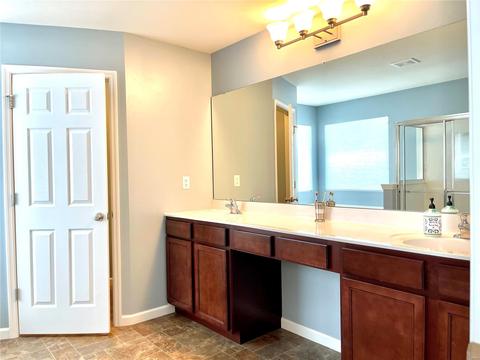 1405 Red Oak Plantation Dr, Ballwin, MO 63021 photo 14