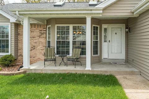 324 Alverston Ct, Ballwin, MO 63021 photo 2