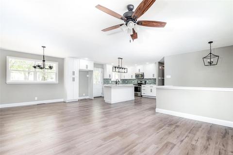 553 Braebridge, Manchester, MO 63021 photo 4