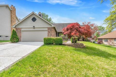 154 Log Hill Ln, Ballwin, MO 63011 photo 1