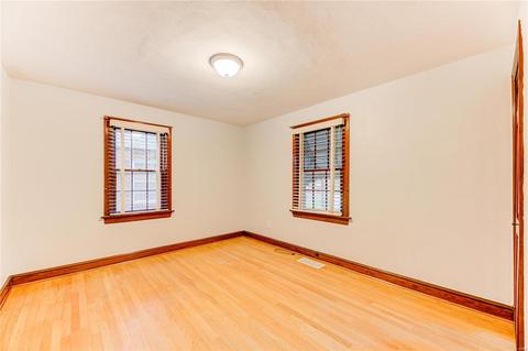 2307 Brown Rd, Saint Louis, MO 63114 photo 8