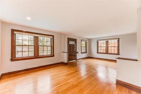 2307 Brown Rd, Saint Louis, MO 63114 photo 2