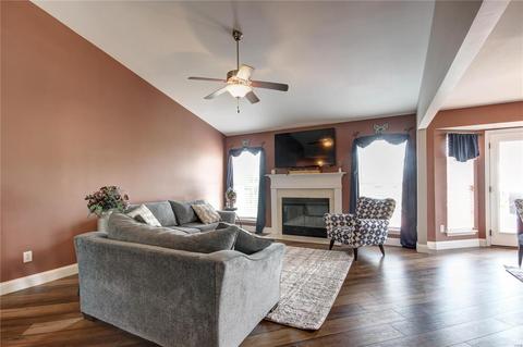 972 Daffodil Ridge Dr, O'fallon, MO 63366 photo 7