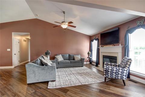 972 Daffodil Ridge Dr, O'fallon, MO 63366 photo 10