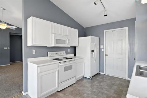 608 Midland Dr, O'fallon, MO 63366 photo 6