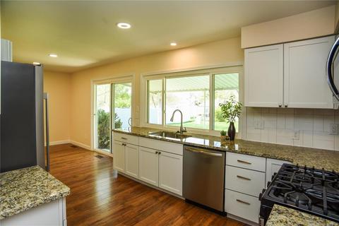 297 Village Creek Dr, Ballwin, MO 63021 photo 13