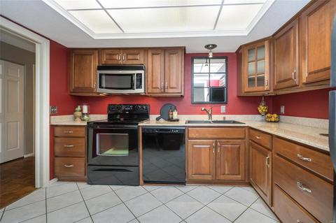 927 Claytonbrook Dr #2, Ballwin, MO 63011 photo 13