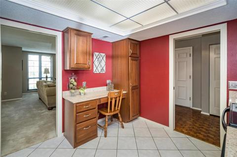 927 Claytonbrook Dr #2, Ballwin, MO 63011 photo 16