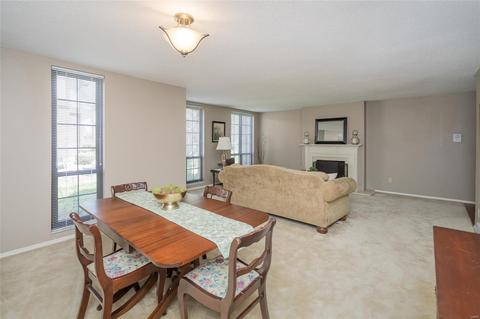 927 Claytonbrook Dr #2, Ballwin, MO 63011 photo 12