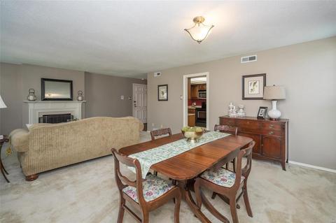 927 Claytonbrook Dr #2, Ballwin, MO 63011 photo 11