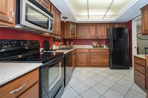 927 Claytonbrook Dr #2, Ballwin, MO 63011 photo 15