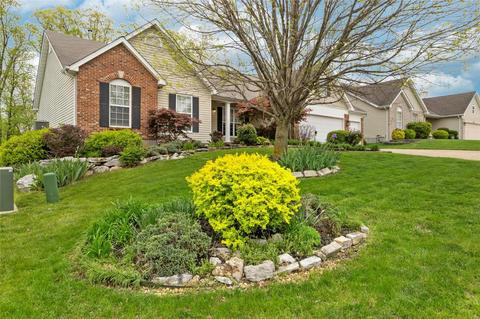 726 Longfellow Cir, O'fallon, MO 63366 photo 4