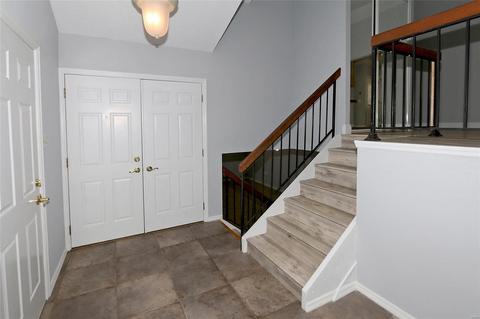 156 Holly Garden Dr, Ballwin, MO 63021 photo 4