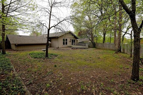 156 Holly Garden Dr, Ballwin, MO 63021 photo 29