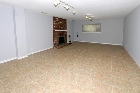 156 Holly Garden Dr, Ballwin, MO 63021 photo 25