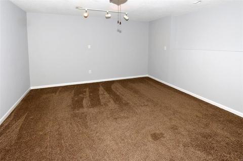 156 Holly Garden Dr, Ballwin, MO 63021 photo 18