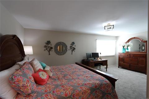 719 Turtle Cv, Ballwin, MO 63011 photo 16