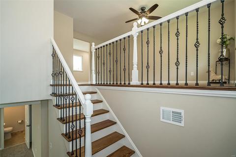 56 Evergreen Ct, Ballwin, MO 63021 photo 3