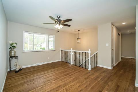 56 Evergreen Ct, Ballwin, MO 63021 photo 5