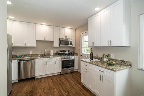56 Evergreen Ct, Ballwin, MO 63021 photo 6