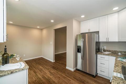 56 Evergreen Ct, Ballwin, MO 63021 photo 9
