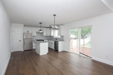 4 Royallbend Ct, O'fallon, MO 63368 photo 9
