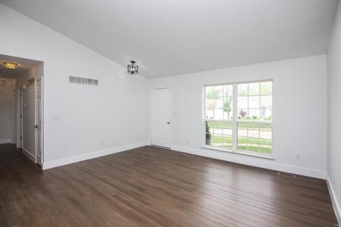4 Royallbend Ct, O'fallon, MO 63368 photo 5