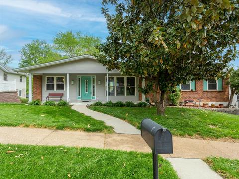 1315 Wissmann Dr, Ballwin, MO 63011 photo 1