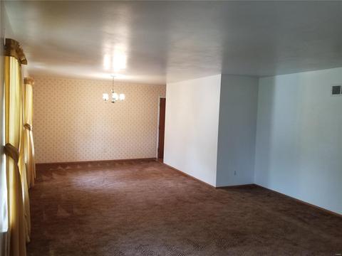 302 Breezeview Dr, Ballwin, MO 63021 photo 10
