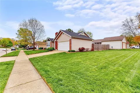 826 Spring Hill Farm, Ballwin, MO 63021 photo 23
