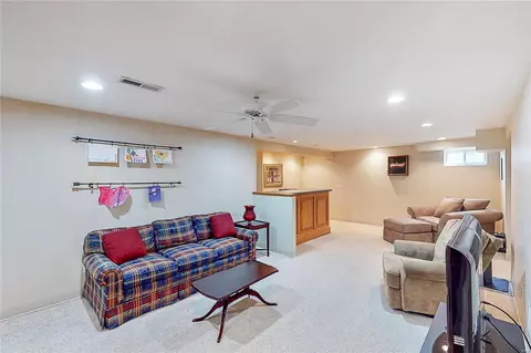 826 Spring Hill Farm, Ballwin, MO 63021 photo 15
