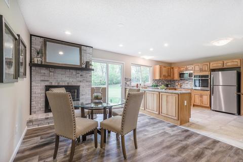 1005 Shadowoak Dr, Ballwin, MO 63021 photo 7