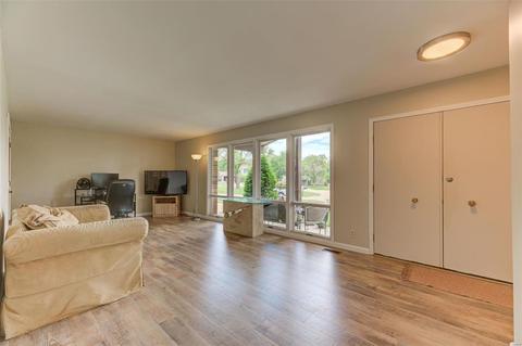 2 Sunnyridge Ct, Ellisville, MO 63011 photo 9