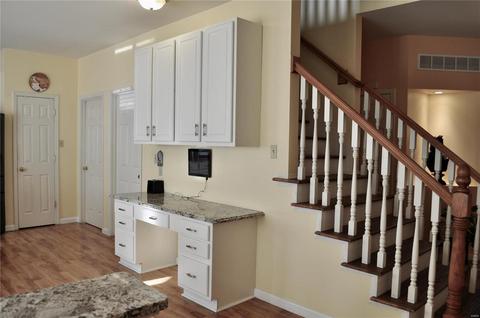 506 Brook Mdw, Ballwin, MO 63021 photo 9