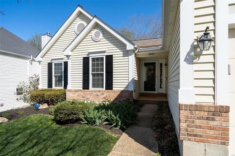 2463 Barrett Hts, Ballwin, MO 63021 photo 3