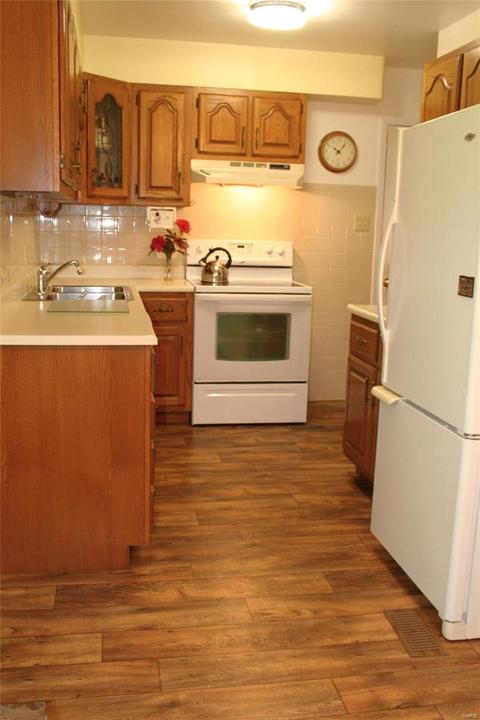 609 School, O'fallon, MO 63366 photo 7