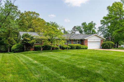 1207 Marsh Ave, Ellisville, MO 63011 photo 1