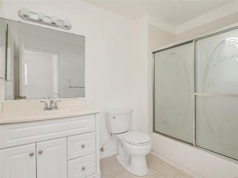 1075 Eaglepass Ct, Chesterfield, MO 63017 photo 24