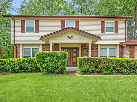 1075 Eaglepass Ct, Chesterfield, MO 63017 photo 2