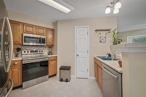 1605 Forest Spgs #A, Ballwin, MO 63021 photo 7