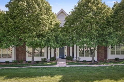 1605 Forest Spgs #A, Ballwin, MO 63021 photo 2