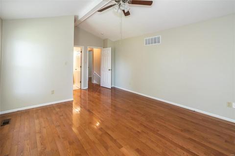 1062 Columbard Dr, Ballwin, MO 63021 photo 24