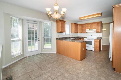 1062 Columbard Dr, Ballwin, MO 63021 photo 15