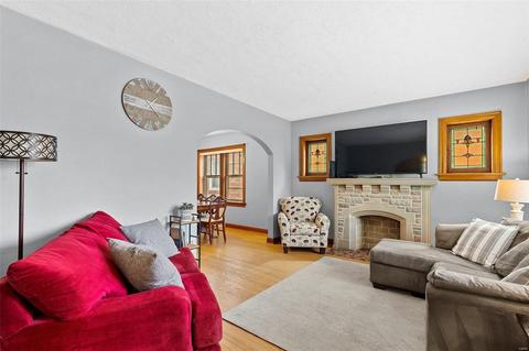 5733 Gresham Ave, Saint Louis, MO 63109 photo 10