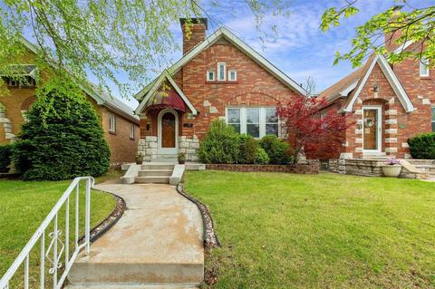 5733 Gresham Ave, Saint Louis, MO 63109 photo 2