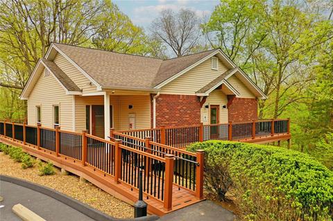 552 Oak Ridge Trails Ct, Ballwin, MO 63021 photo 35