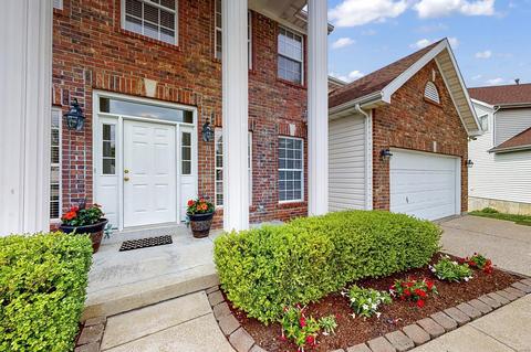 609 Whispering Willows Ct, Ballwin, MO 63021 photo 2
