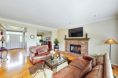 609 Whispering Willows Ct, Ballwin, MO 63021 photo 4