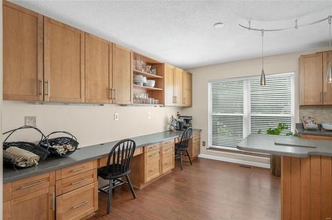 268 Royalltrail Ln, O'fallon, MO 63368 photo 11